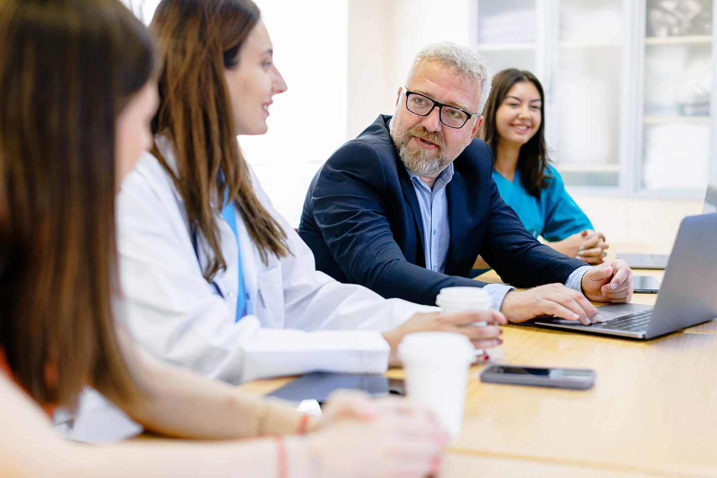 healthcare staffing agencies